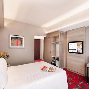 Deluxe Zimmer mit Kingsize-Bett
