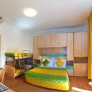 Familien-Zimmer