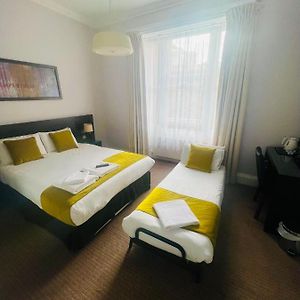 Dreibettzimmer