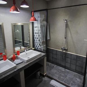 Deluxe Familien-Suite mit Queensize-Bett