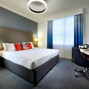 Superior Zimmer mit Kingsize-Bett