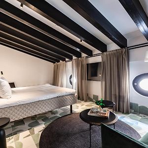 Superior Zimmer mit Kingsize-Bett im Dachgeschoss