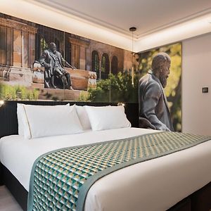 Deluxe Zimmer mit Kingsize-Bett