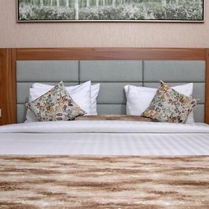 Deluxe Zimmer mit Kingsize-Bett