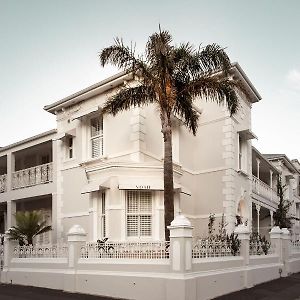 Underberg House