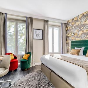 Deluxe Zimmer mit Kingsize-Bett