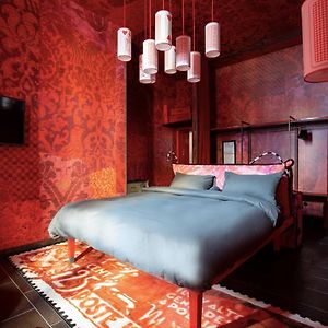 Extra Großes Zimmer mit Kingsize-Bett