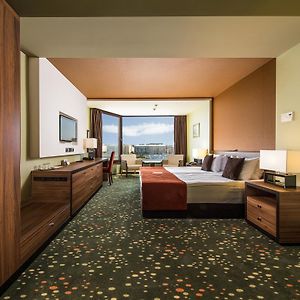 Zimmer mit Queensize-Bett