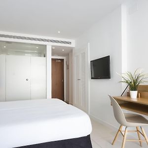 Zimmer mit zwei Einzelbetten