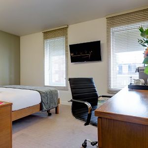 Luxus Zimmer mit Kingsize-Bett
