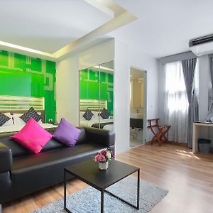 Grand Deluxe Zimmer mit Kingsize-Bett