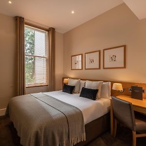 Standard Zimmer mit Kingsize-Bett