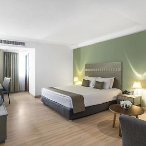 Deluxe Zimmer mit Kingsize-Bett
