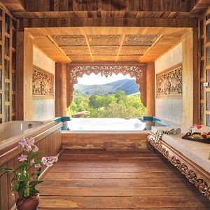Pool Suite