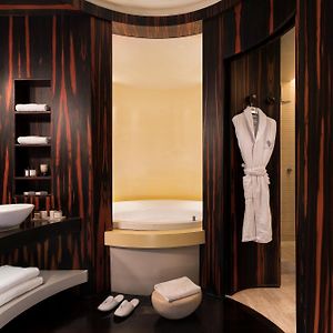Deluxe Zimmer mit Kingsize-Bett