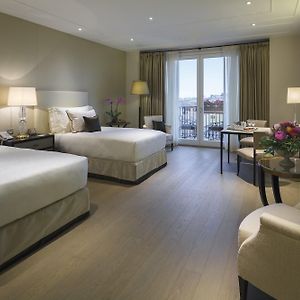 Zimmer mit zwei Einzelbetten