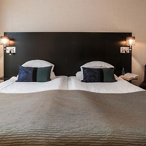 Standard Zimmer mit zwei Einzelbetten
