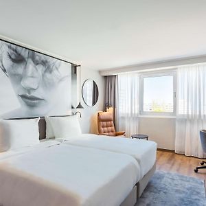 Superior Zimmer mit Kingsize-Bett