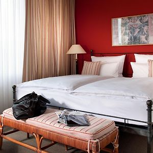 Zimmer mit Queensize-Bett