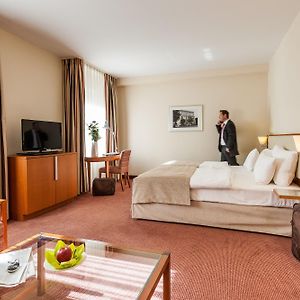 Privilege Zimmer mit Kingsize-Bett