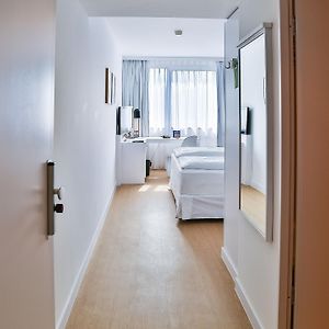 Standard Zimmer mit zwei Einzelbetten