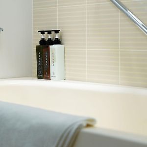 Moderate Zimmer mit Queensize-Bett