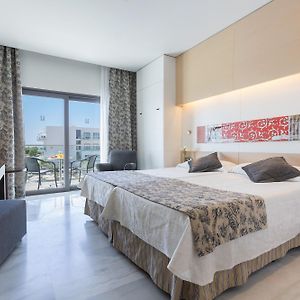 Zimmer mit zwei Einzelbetten
