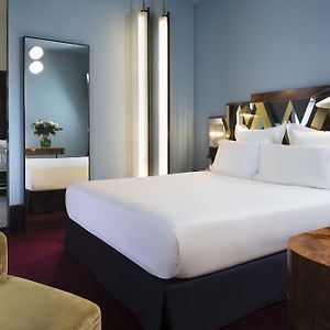 Superior Zimmer mit Kingsize-Bett