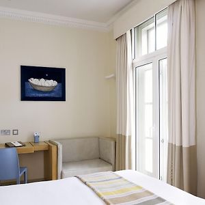 Deluxe Zimmer mit Kingsize-Bett