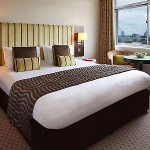 Superior Zimmer mit Kingsize-Bett