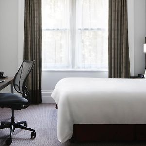Zimmer mit zwei Einzelbetten