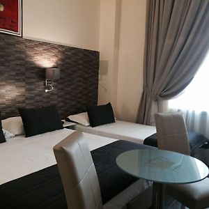 Basic Dreibettzimmer