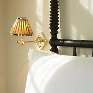Zimmer mit Kingsize-Bett