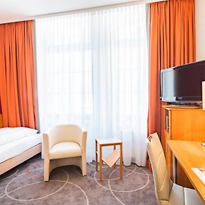 Deluxe Zimmer mit Kingsize-Bett