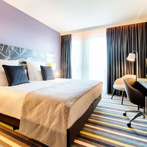 Zimmer mit zwei Einzelbetten