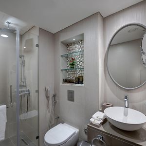 Executive  Beach Twin Room