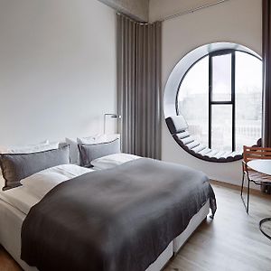 Deluxe Zimmer mit Kingsize-Bett