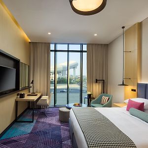 Deluxe Zimmer mit Kingsize-Bett
