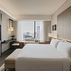 Deluxe Zimmer mit Kingsize-Bett