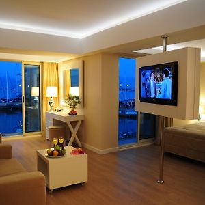 Deluxe Zimmer mit Kingsize-Bett