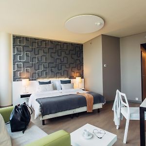 Standard Zimmer mit Kingsize-Bett
