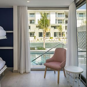Grand Familien-Suite mit Schwimmbadblick