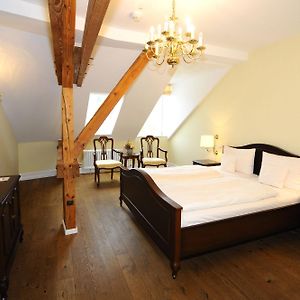 Superior Zimmer mit Kingsize-Bett