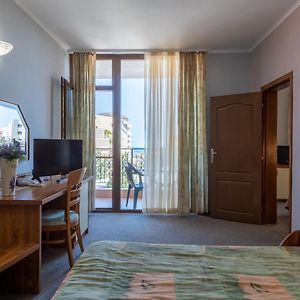 Familien-Zimmer