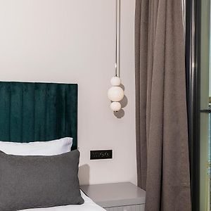 Zimmer mit Queensize-Bett