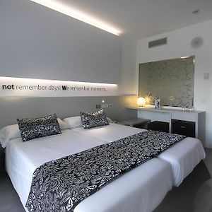 Dreibettzimmer