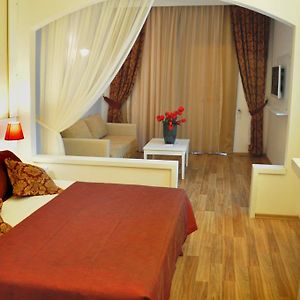 Familien-Zimmer mit Kingsize-Bett
