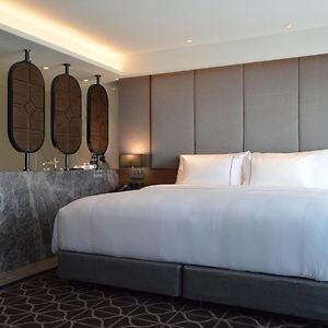Deluxe Zimmer mit Kingsize-Bett