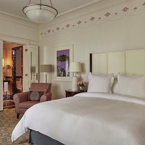Superior Zimmer mit Kingsize-Bett