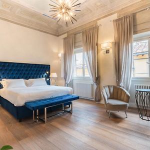 Deluxe Zimmer mit Kingsize-Bett